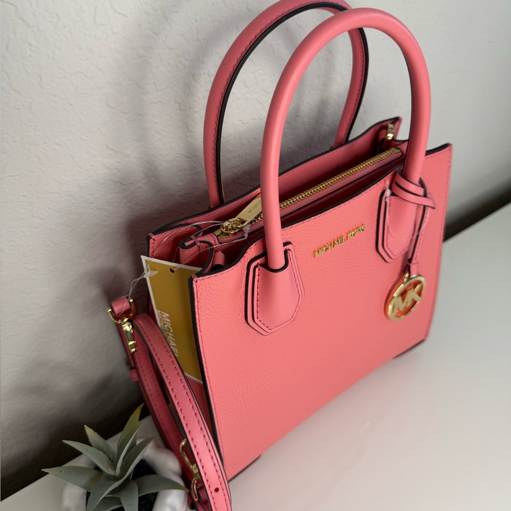MICHAEL KORS Medium Mercer Messenger Bag in Tea Rose with Dust Bag!! NWT - Picture 4 of 10